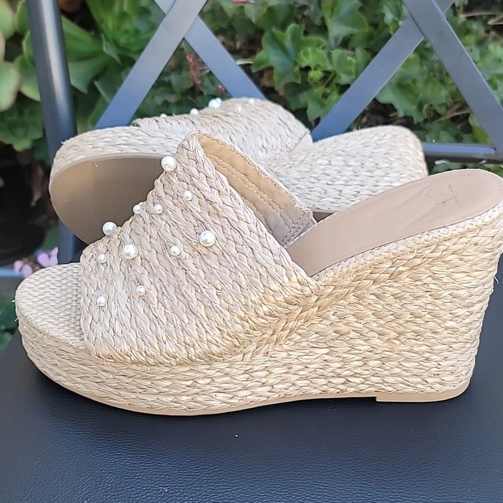 Sandals Wedge Platforms Straw Fiber  Pearl Embellished Anaya SZ 12